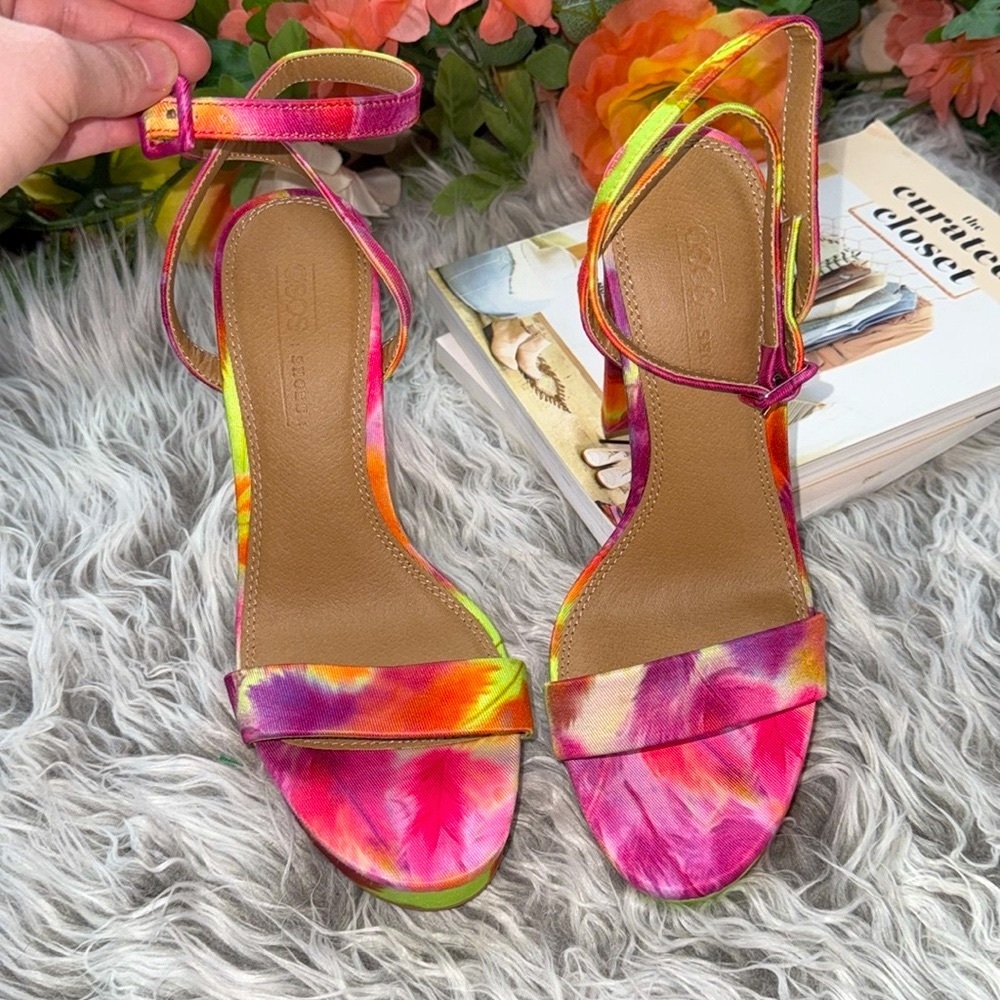 Asos "Nutshell" Platform Barely There Floral Wate… - image 5